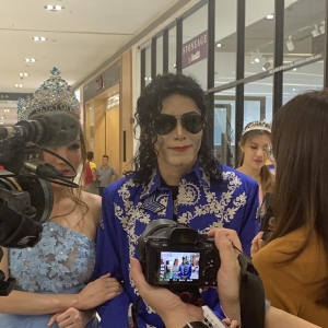 王杰克逊孤儿院慈善演出，接受马来西亚CCTV专访
