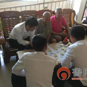 青岛西海岸新区辛安街道：社会治理携手企业公益组织开展尊老敬老服务