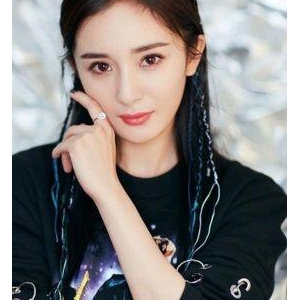 杨幂一生最大的污点，因诈捐再被官媒点名：不能参评中华慈善奖