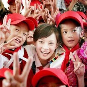那些低调默默无闻做慈善公益的明星 第一名无疑是他