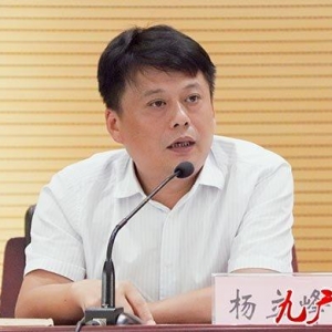 “慈善一起捐”，小池镇关爱退役军人、帮扶特困群体在行动