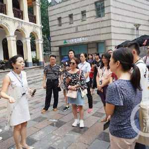 “母城说——你不知道的解放碑”公益导览讲解志愿服务启动