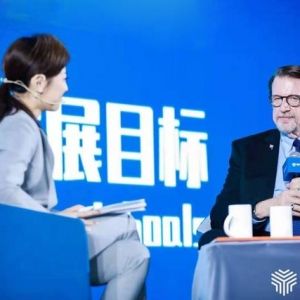 首席提问官吴婷「提问·Bruce Knotts」：如何践行企业社会责任？