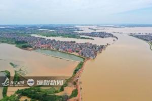 鄱阳告急！洪水淹没房顶，00后官兵驰援！他们筑起了最坚固的堤坝 ...