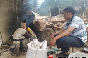 李圣华：脱贫路上一“犟”到底