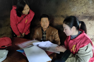 怀化志愿者联动八方爱心接力 共助患病果农渡难关
