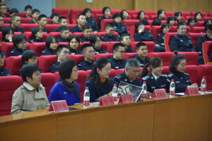 公益头条热点：“反家暴”宣传活动进校园
