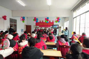 公益头条热点：“温暖陪伴感恩有你”迎新年