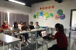 长江后浪推前浪，一浪更比一浪强。润物细无声，新芽破土终成竹！ ...