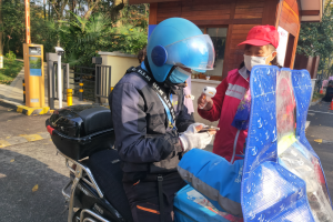 公益头条现场：西湖区社会组织那些“逆行”的背影