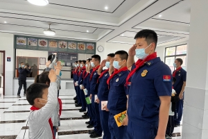 开化“蓝朋友”牵手“小候鸟”共庆六一
