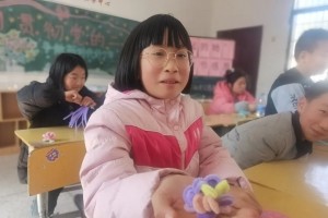 【三区计划】心益行社工开展“了不起的她”三八妇女节感恩活动 ...