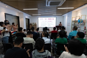 “梦想+”焕新计划第四期II给书桌一次焕新·为梦想添翼助力