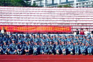 月圆中秋，情浓莞工——众一慈善基金会双节慰问东莞理工学院师生暖人心 ...